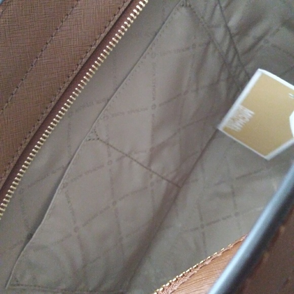 NWT MICHAEL KORS BRANDI LARGE SATCHEL BAG PURSE - Picture 5 of 8